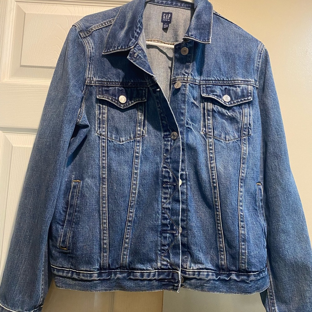 NEVER WORN ladies Levi jacket